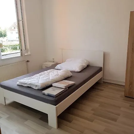 Möblierte 4 Zimmerwohnung!ab Sofort! Apartment
